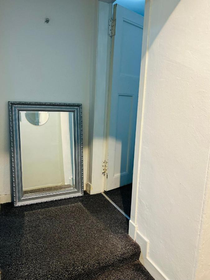 Ferienwohnung Historic Royal Mile Flat , 5Min From Waverly Railway Station Edinburgh Exterior foto